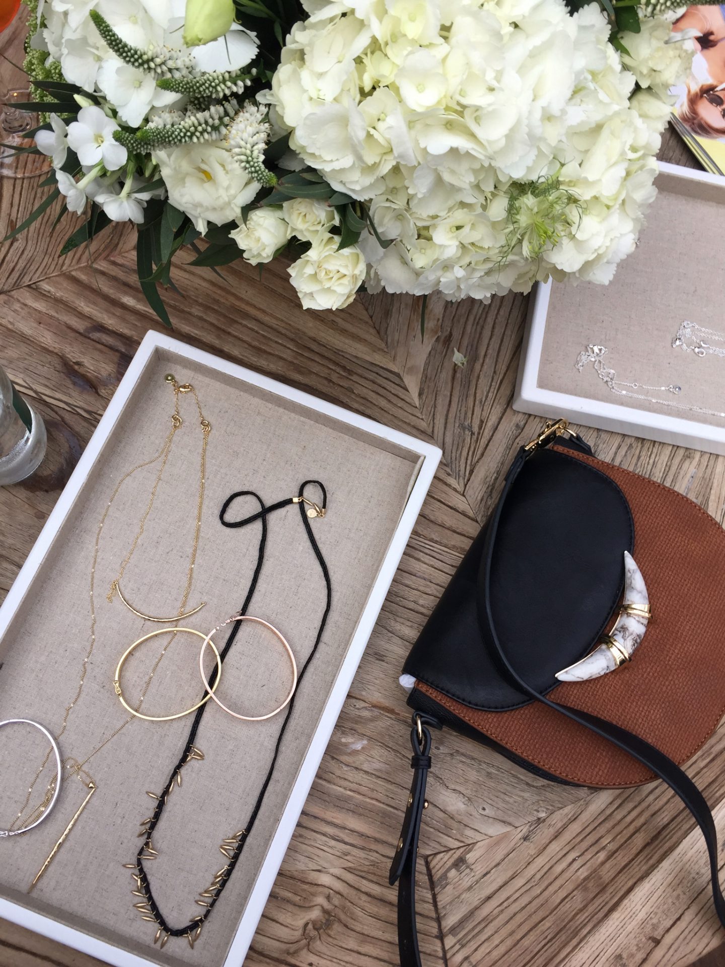 Look No Further – Here Is All You Need This Summer To Accessories Your Outfits Thanks To Stella & Dot